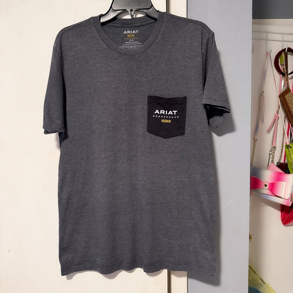 Ariat Men’s Charcoal Pocket Tee